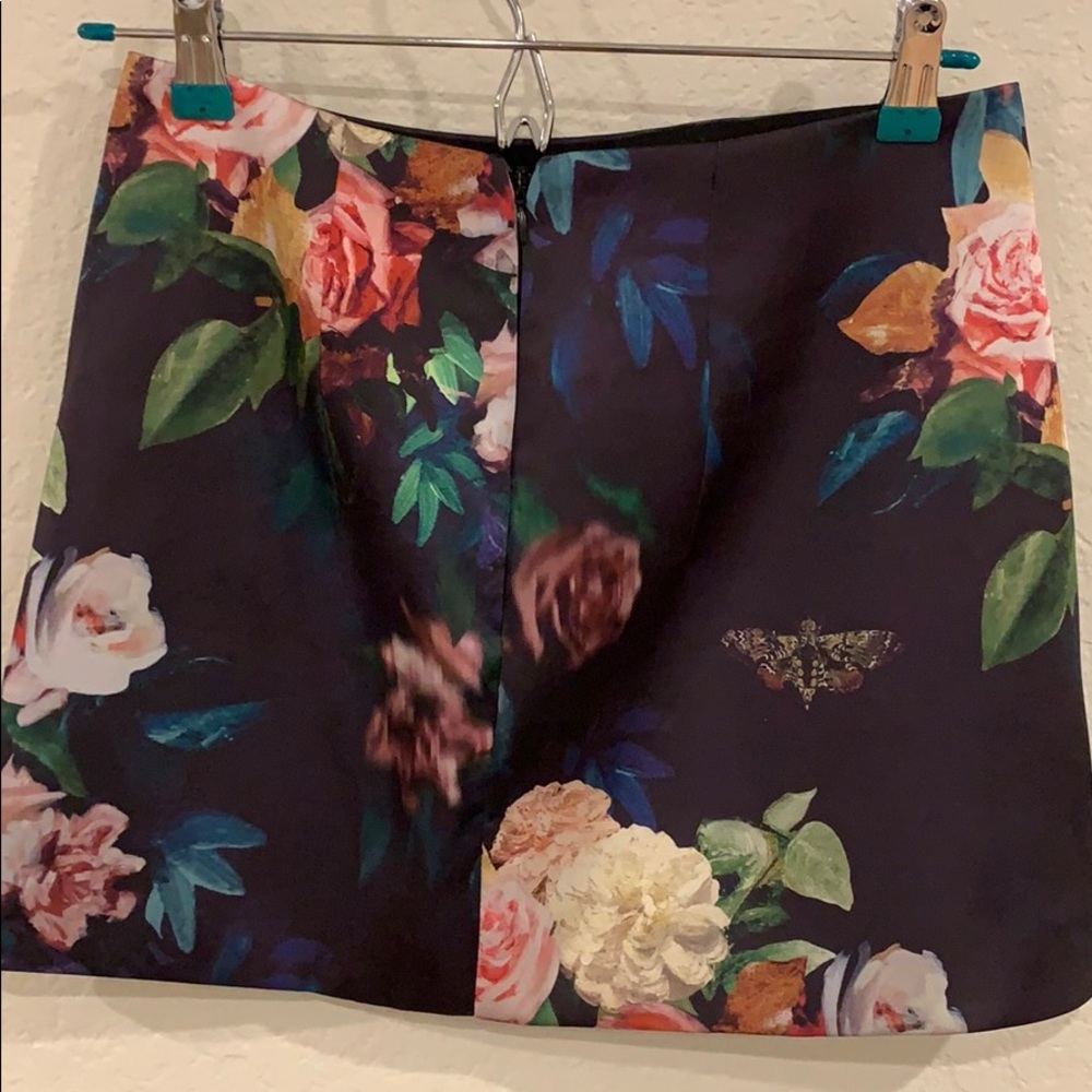 Topshop. Flower skirt. Ted Baker inspired. - Picture 2 of 6